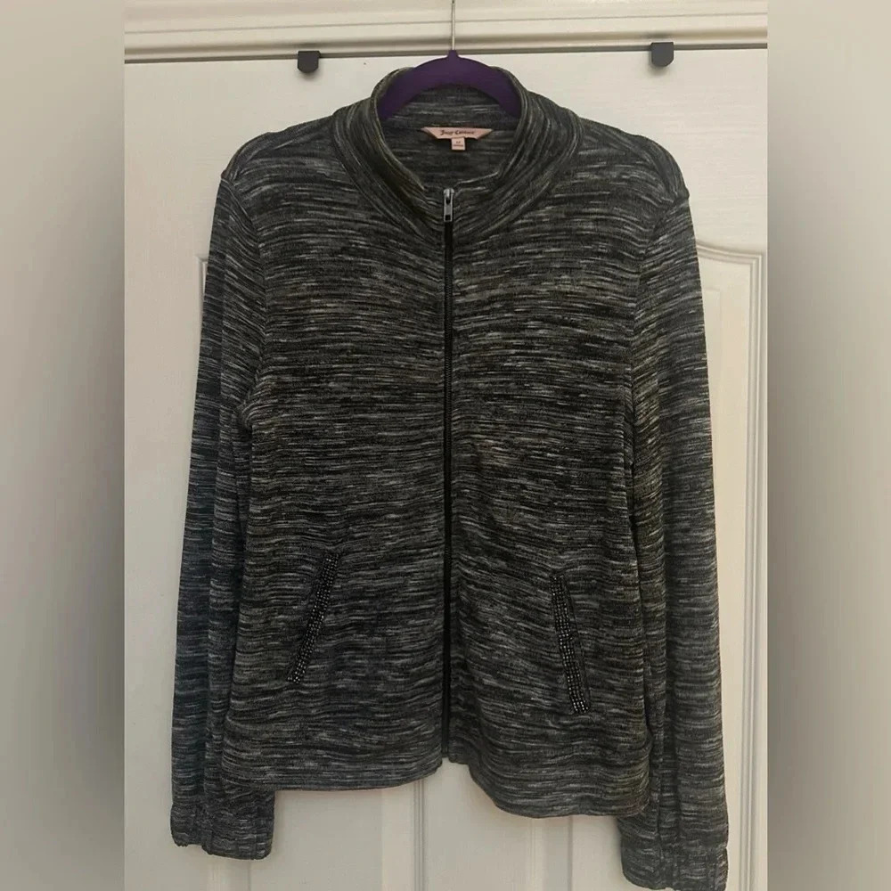 Women’s Juicy Couture Gray Zip Up Jacket. Size‎ Medium.